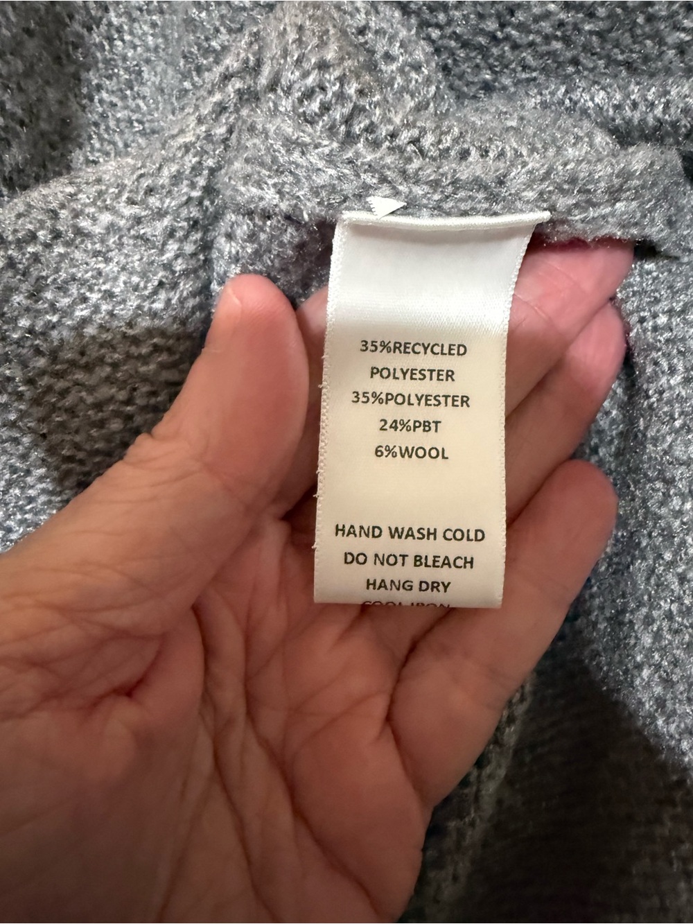 Gray Swan Intarsia Sweater - Scalloped Hem - Picture 4 of 5